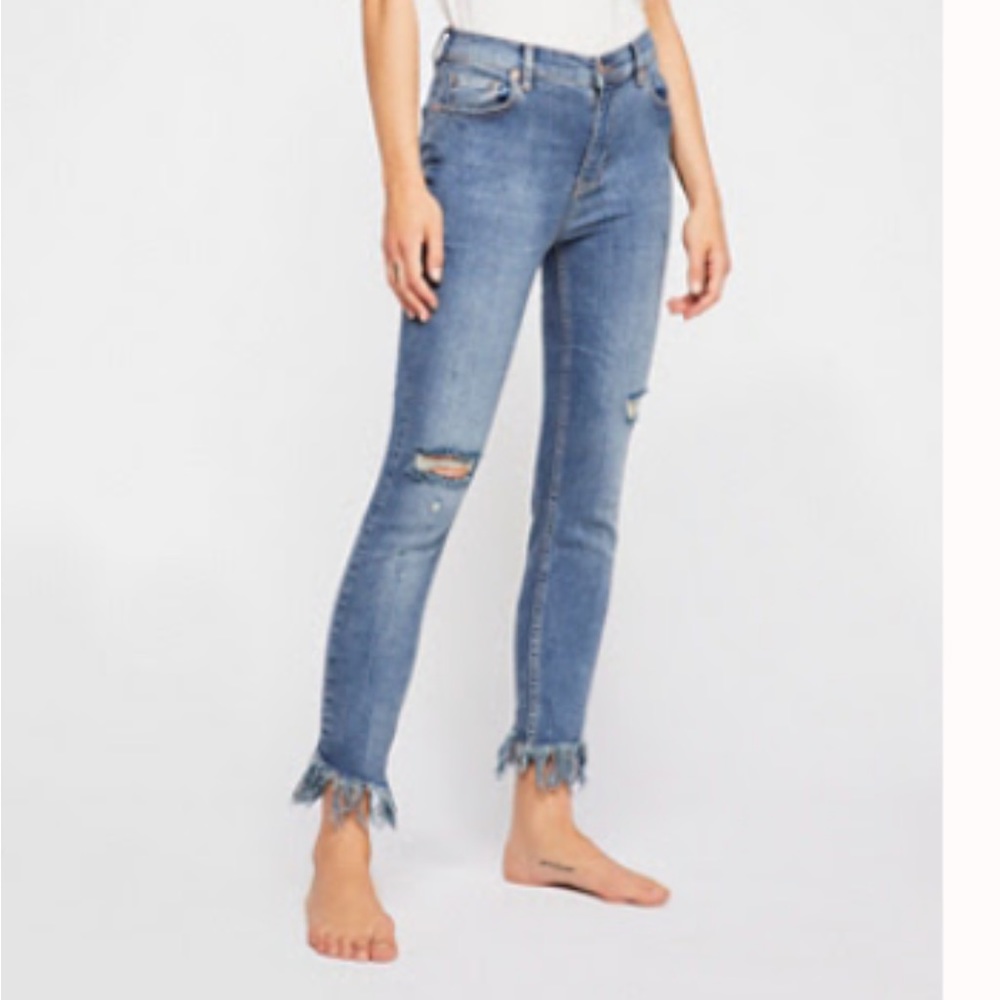 NWT Free People Great Heights Frayed Skinny Jeans - Size 29